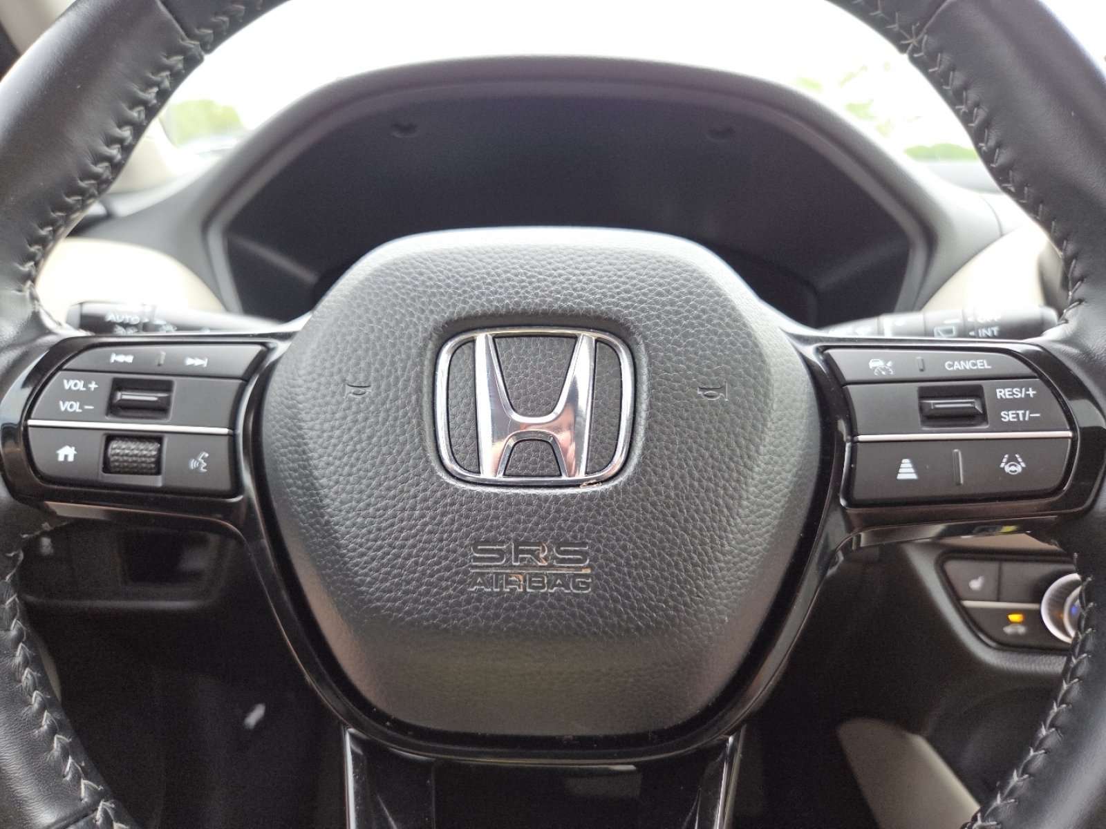 Used 2025 Honda HR-V EX-L image 31