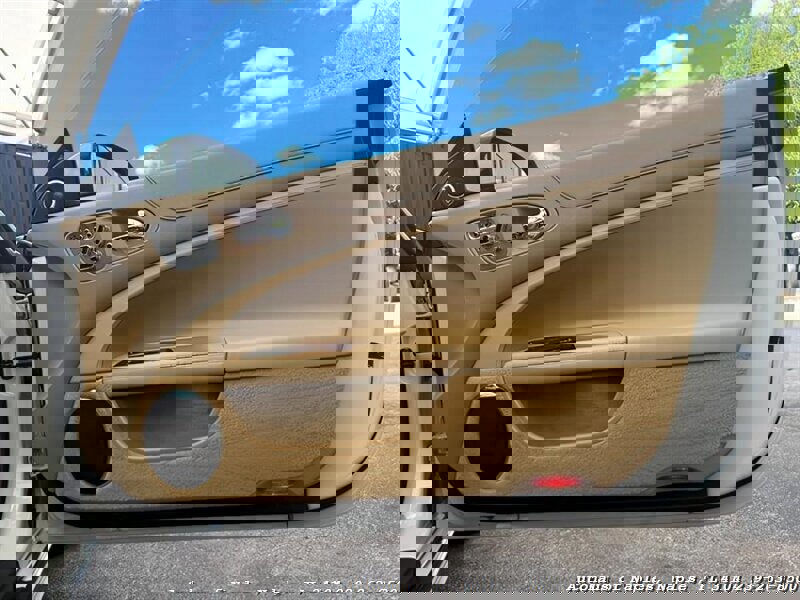 Used 2011 Jaguar XK Coupe image 22