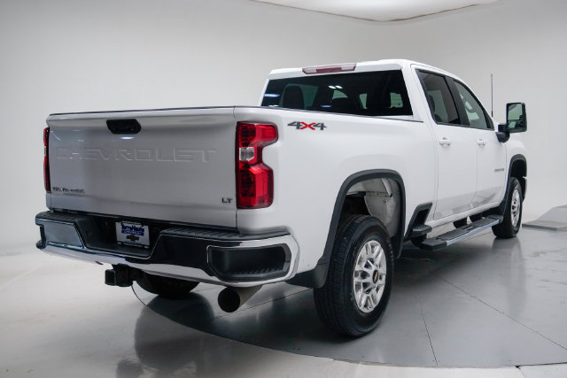 Used 2025 Chevrolet Silverado 2500 LT w/ Convenience Package AWD/4WD image 6