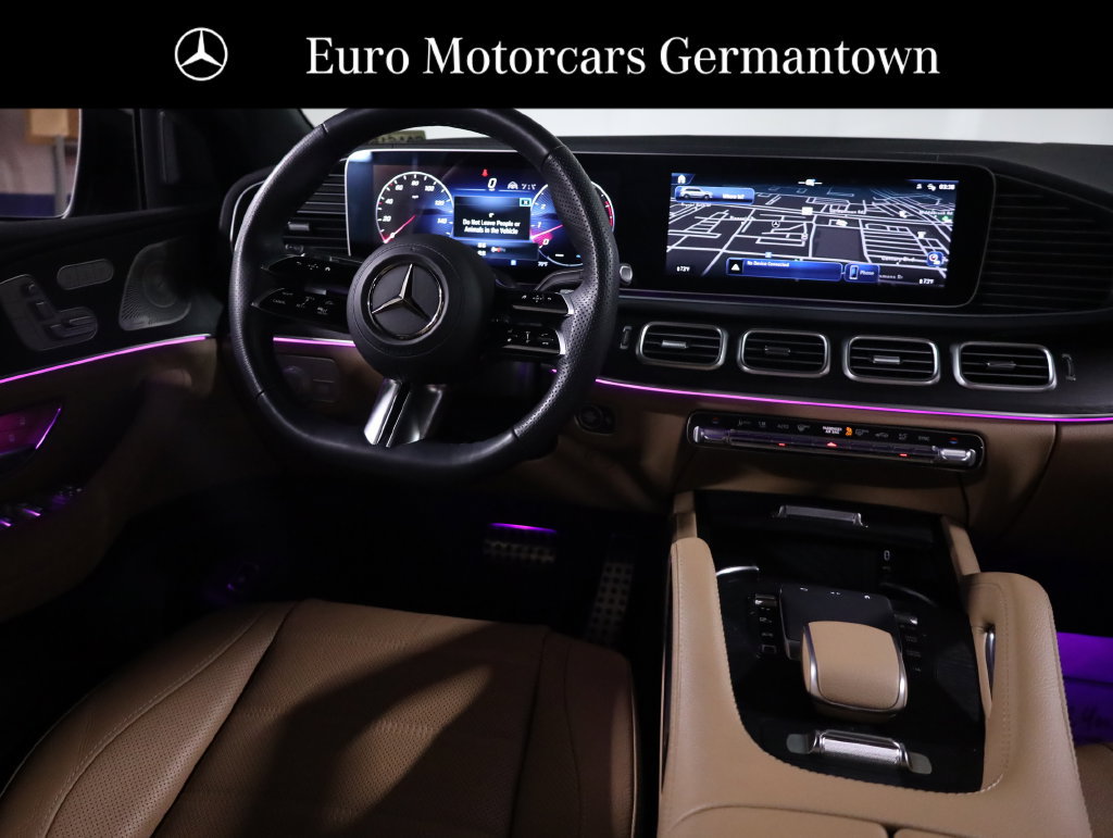 Used 2025 Mercedes-Benz GLS 450 4MATIC image 40
