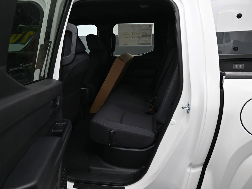 Used 2026 Toyota Tacoma SR5 AWD/4WD image 12