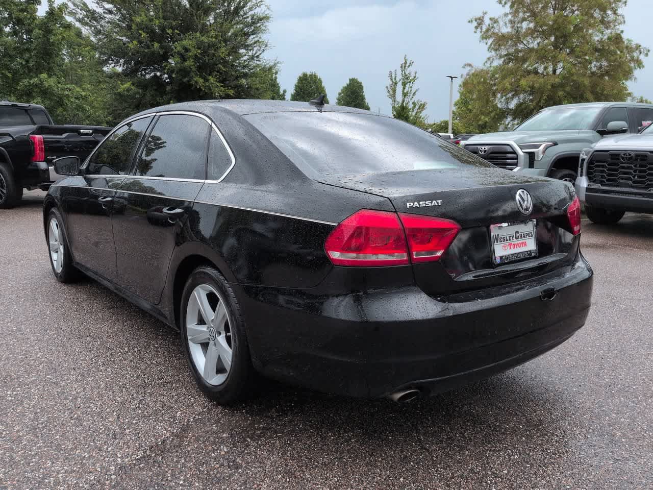 Used 2015 Volkswagen Passat 1.8T SE FWD image 4