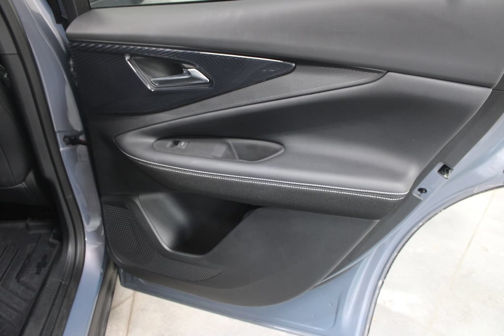 Used 2024 Chevrolet Blazer EV LT AWD/4WD image 27