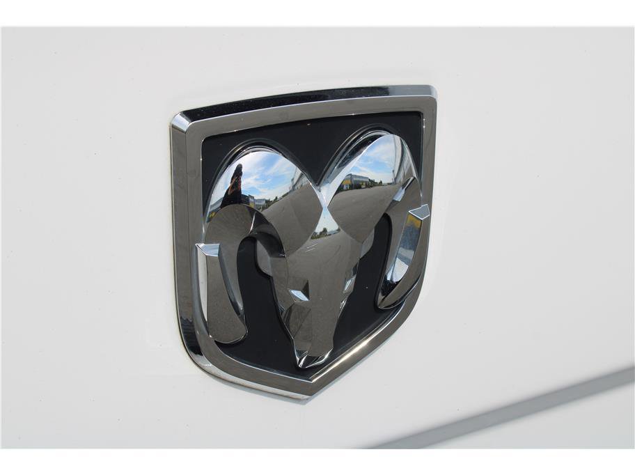 Used 2015 RAM 1500 Laramie w/ Convenience Group image 39