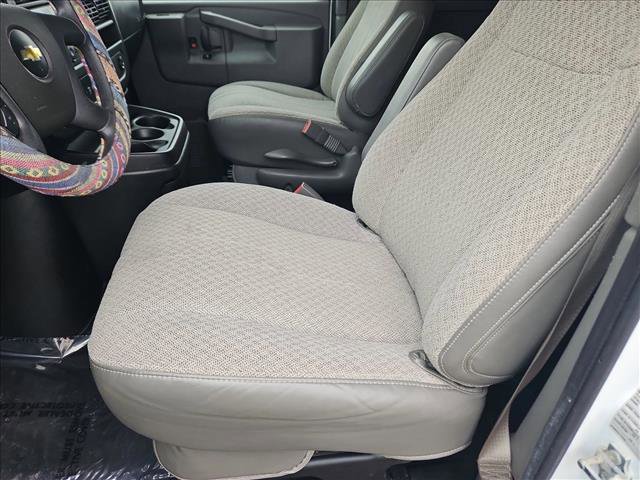 Used 2020 Chevrolet Express 3500 LT w/ LT Preferred Equipment Group image 14