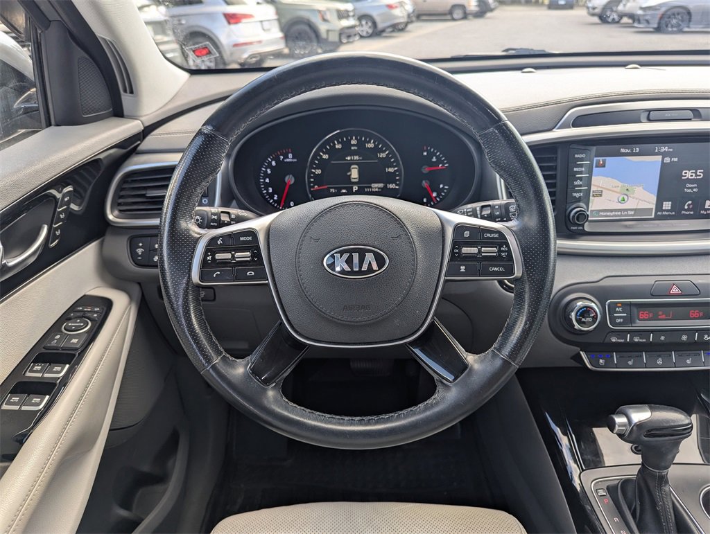 Used 2019 Kia Sorento SX w/ SX Touring Package image 17