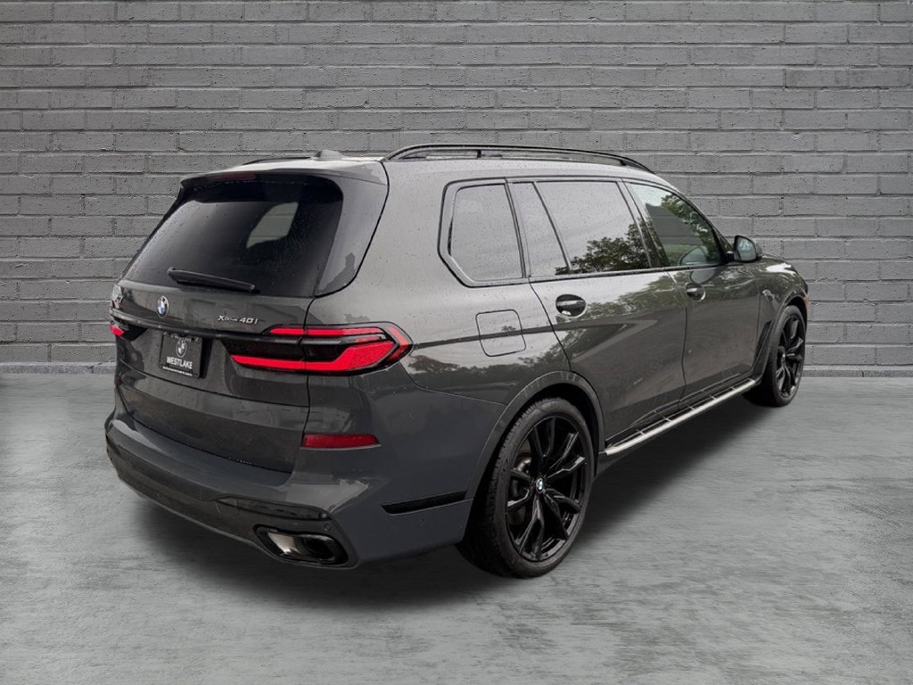 Used 2024 BMW X7 xDrive40i w/ M Sport Package AWD/4WD image 7