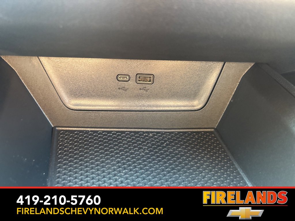 New 2026 Chevrolet Equinox LT w/ LPO, Floor Liner Package image 22