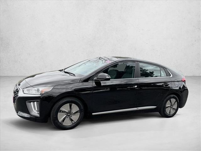 Used 2022 Hyundai Ioniq SE image 1