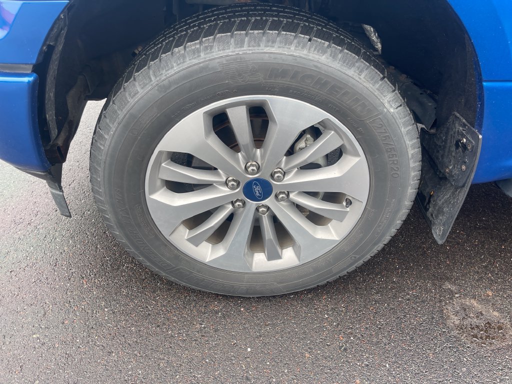 Used 2018 Ford F150 XL w/ Equipment Group 101A Mid AWD/4WD image 13