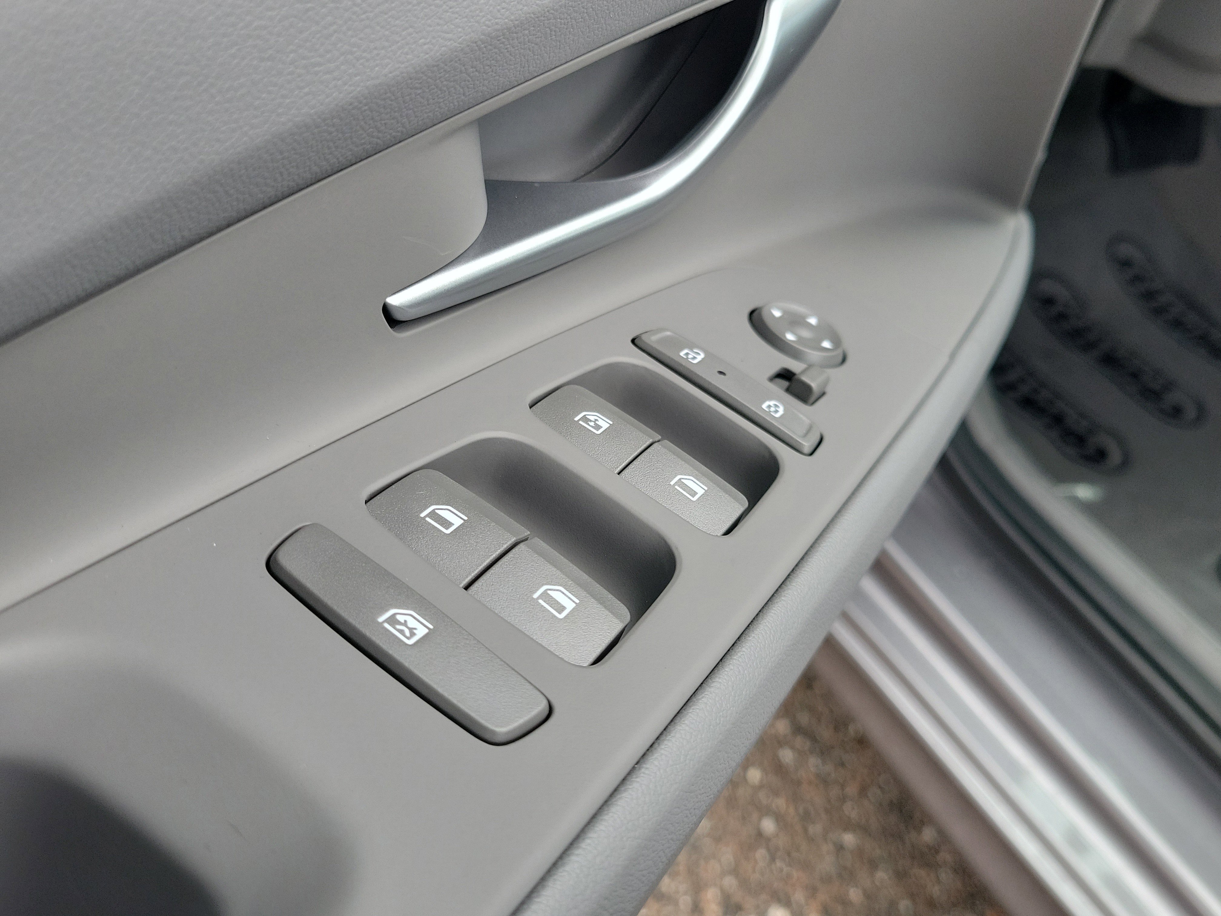 New 2025 Hyundai Elantra Blue image 18