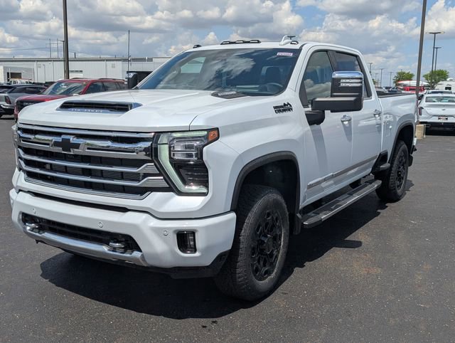 New 2026 Chevrolet Silverado 2500 High Country w/ High Country Premium Package AWD/4WD image 3