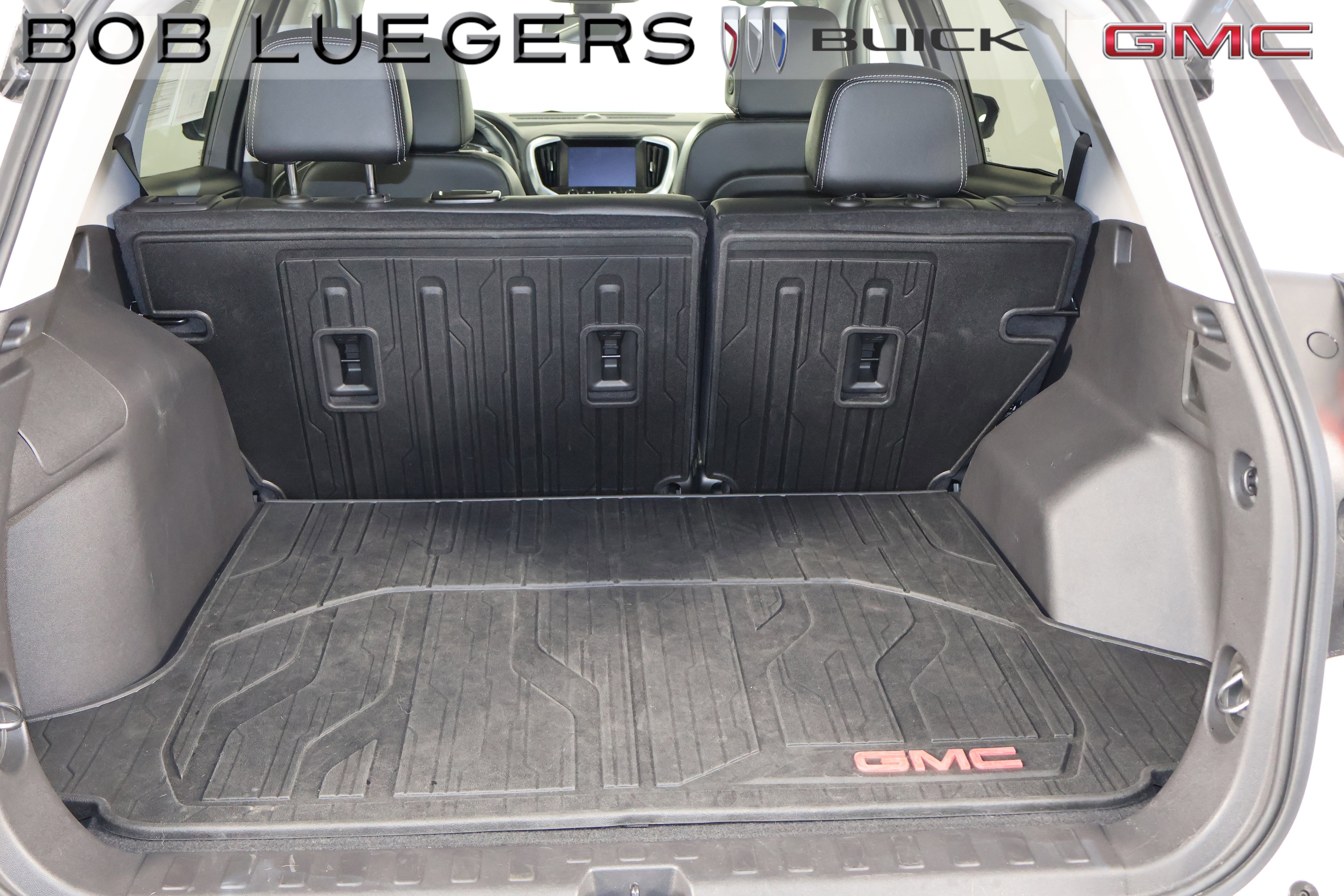 Certified 2024 GMC Terrain SLT w/ LPO, Floor Liner Package AWD/4WD image 22