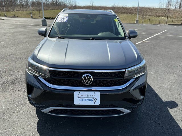 Used 2022 Volkswagen Taos SE image 11