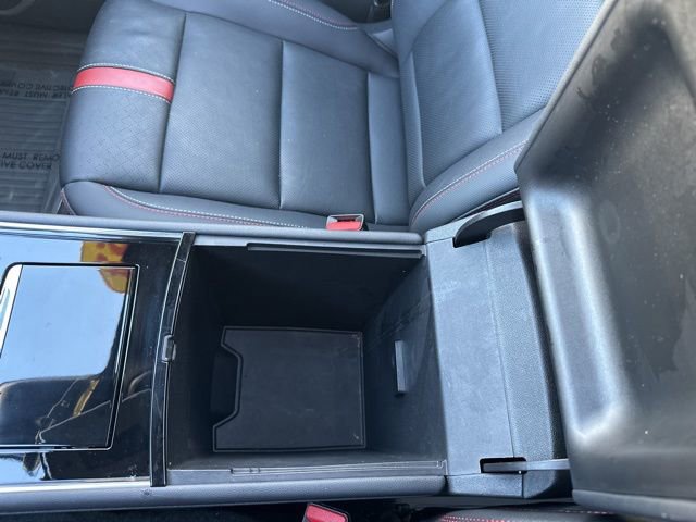 Used 2024 Chevrolet Traverse RS w/ LPO, Floor Liner Package image 29