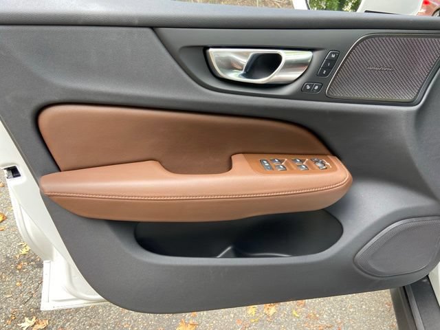 New 2026 Volvo V60 B5 Cross Country Plus w/ Protection Package Premier AWD/4WD image 12