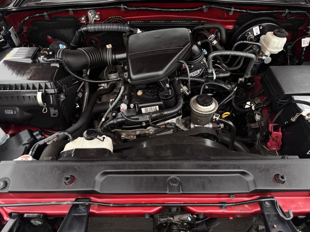 Used 2018 Toyota Tacoma SR w/ SR Convenience Package RWD image 26