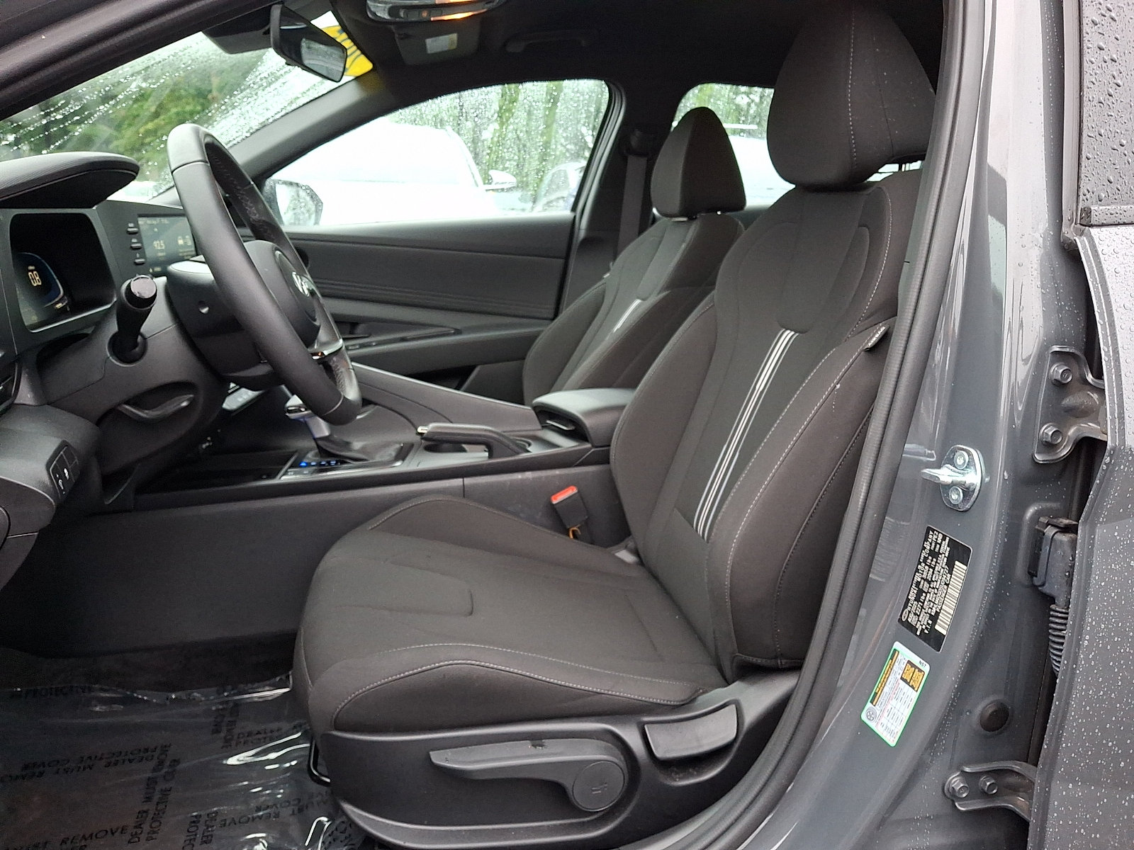Certified 2025 Hyundai Elantra Sport FWD image 13