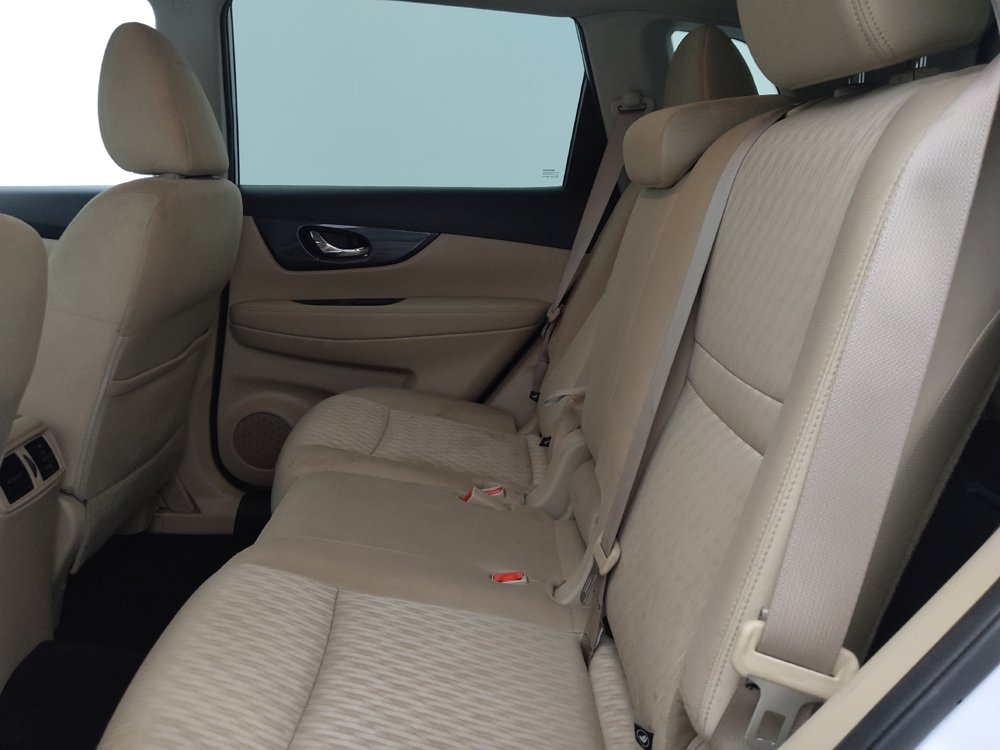 Used 2019 Nissan Rogue SV image 18