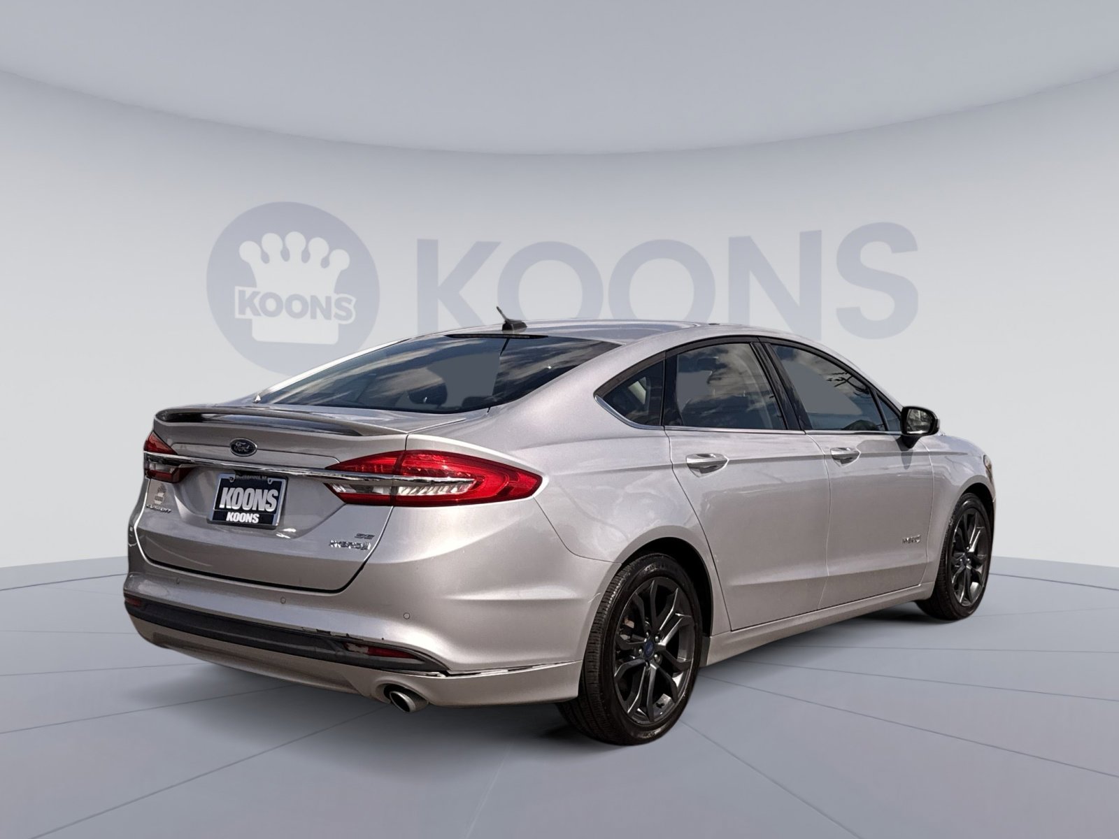 Used 2018 Ford Fusion SE w/ Equipment Group 601A image 7