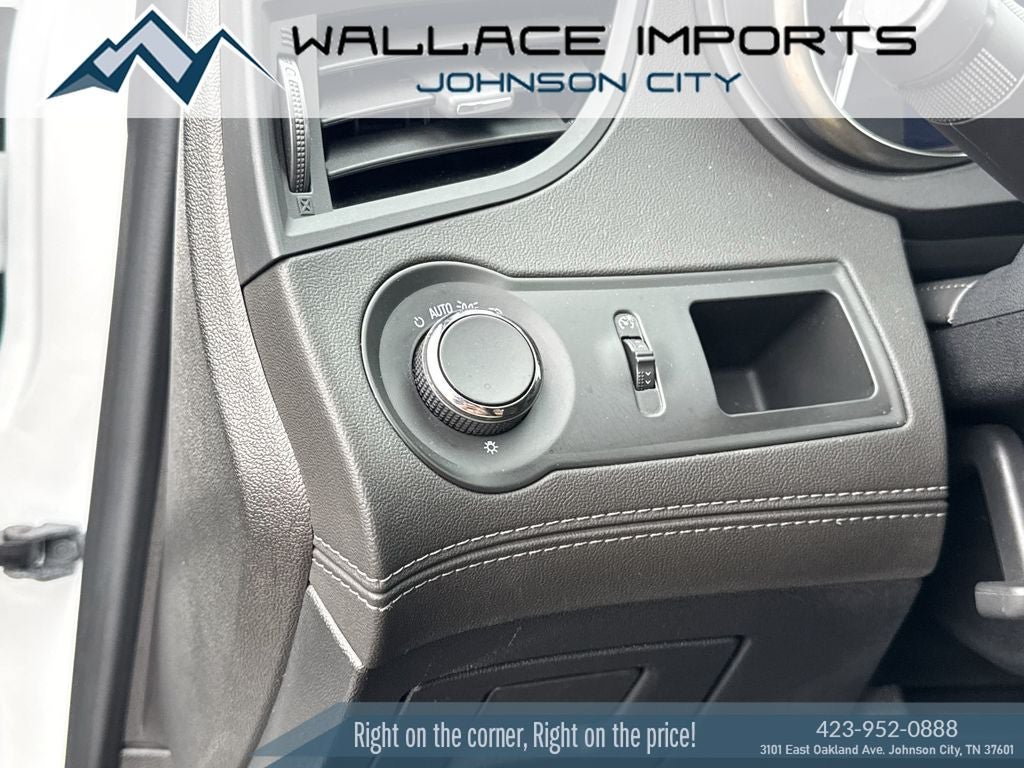Used 2016 Buick LaCrosse Leather FWD image 27