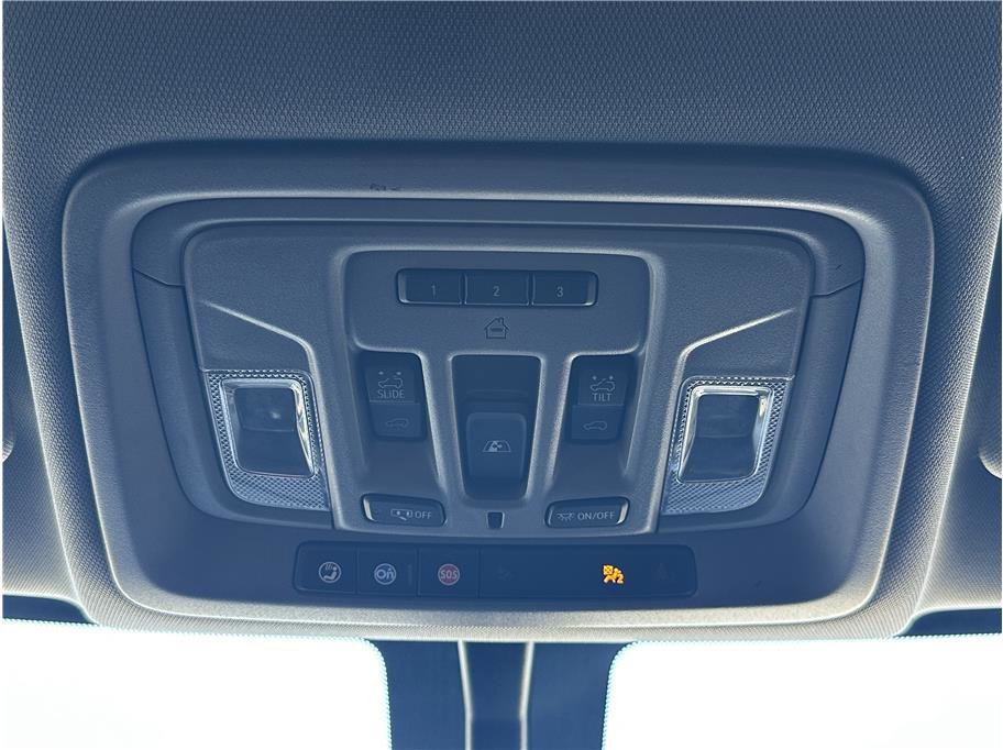 Used 2021 Chevrolet Silverado 3500 LTZ w/ LTZ Convenience Package image 26