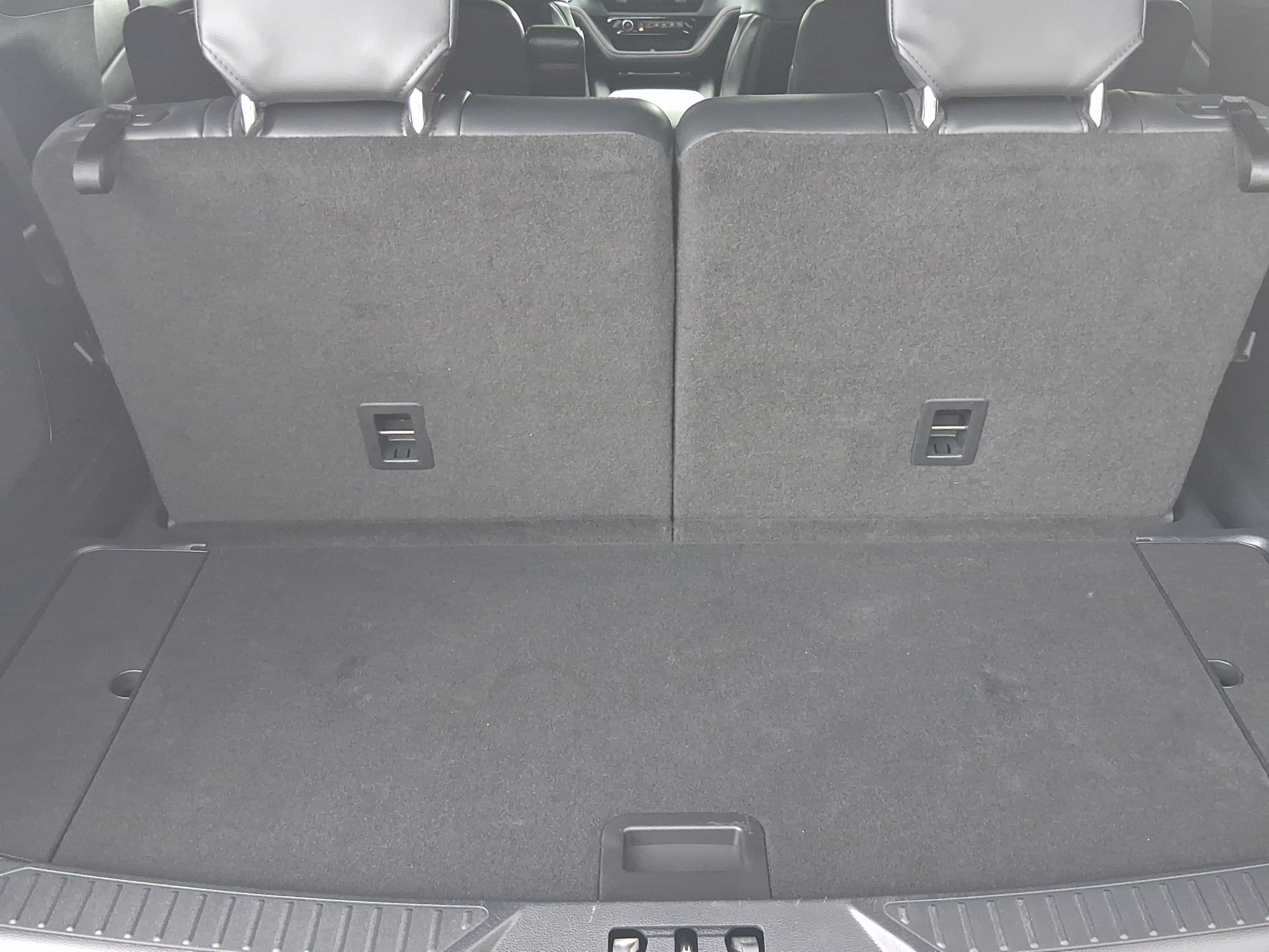 Used 2025 Ford Explorer ST AWD/4WD image 28