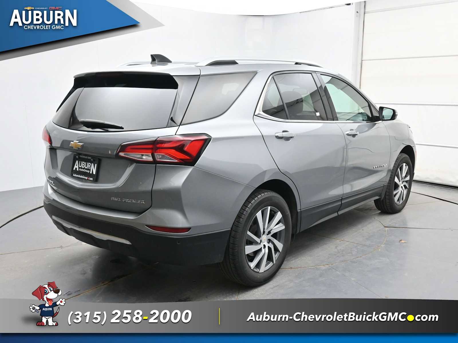 Used 2023 Chevrolet Equinox Premier image 14