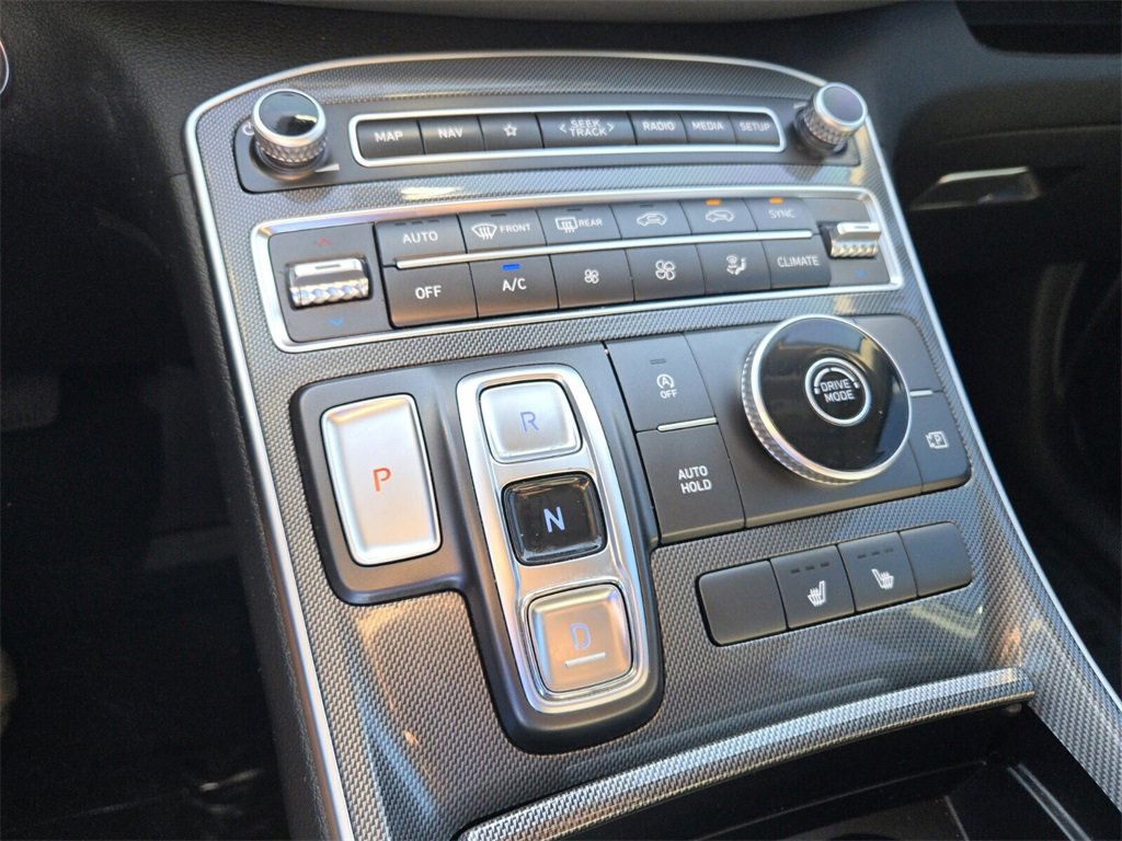 Certified 2023 Hyundai Santa Fe SEL image 18