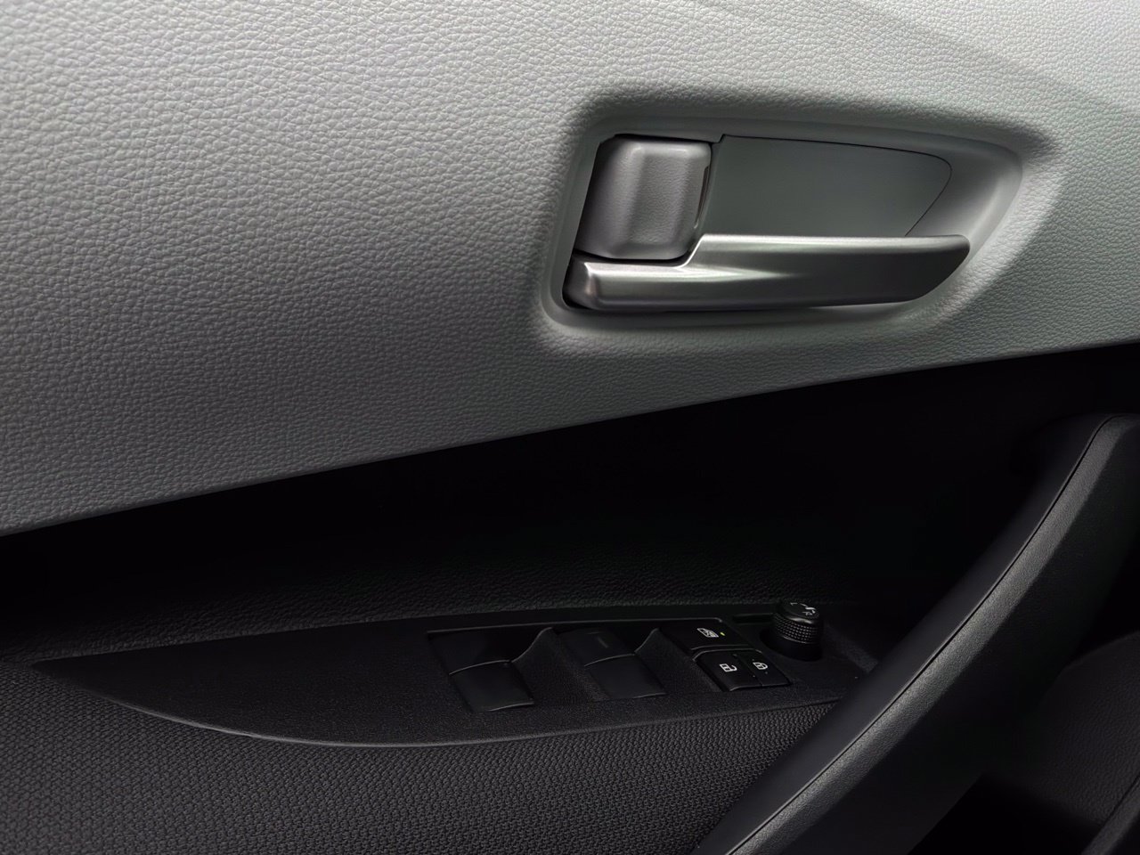 New 2027 Toyota Corolla SE FWD image 19