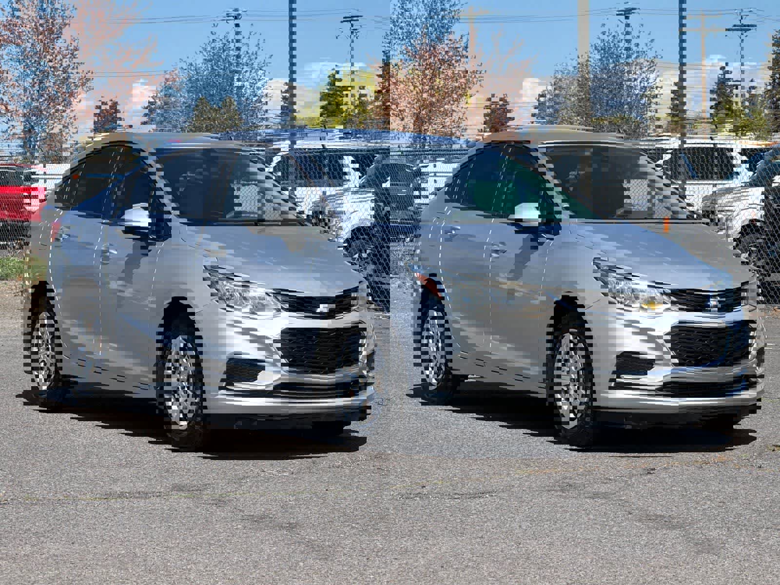 Used 2018 Chevrolet Cruze LS FWD image 9