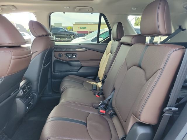 Certified 2024 Honda Pilot Elite image 14