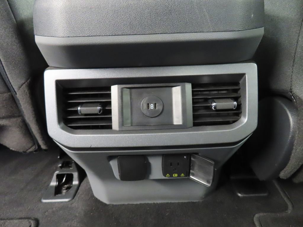 Used 2023 Ford F250 XLT w/ Black Appearance Package image 11