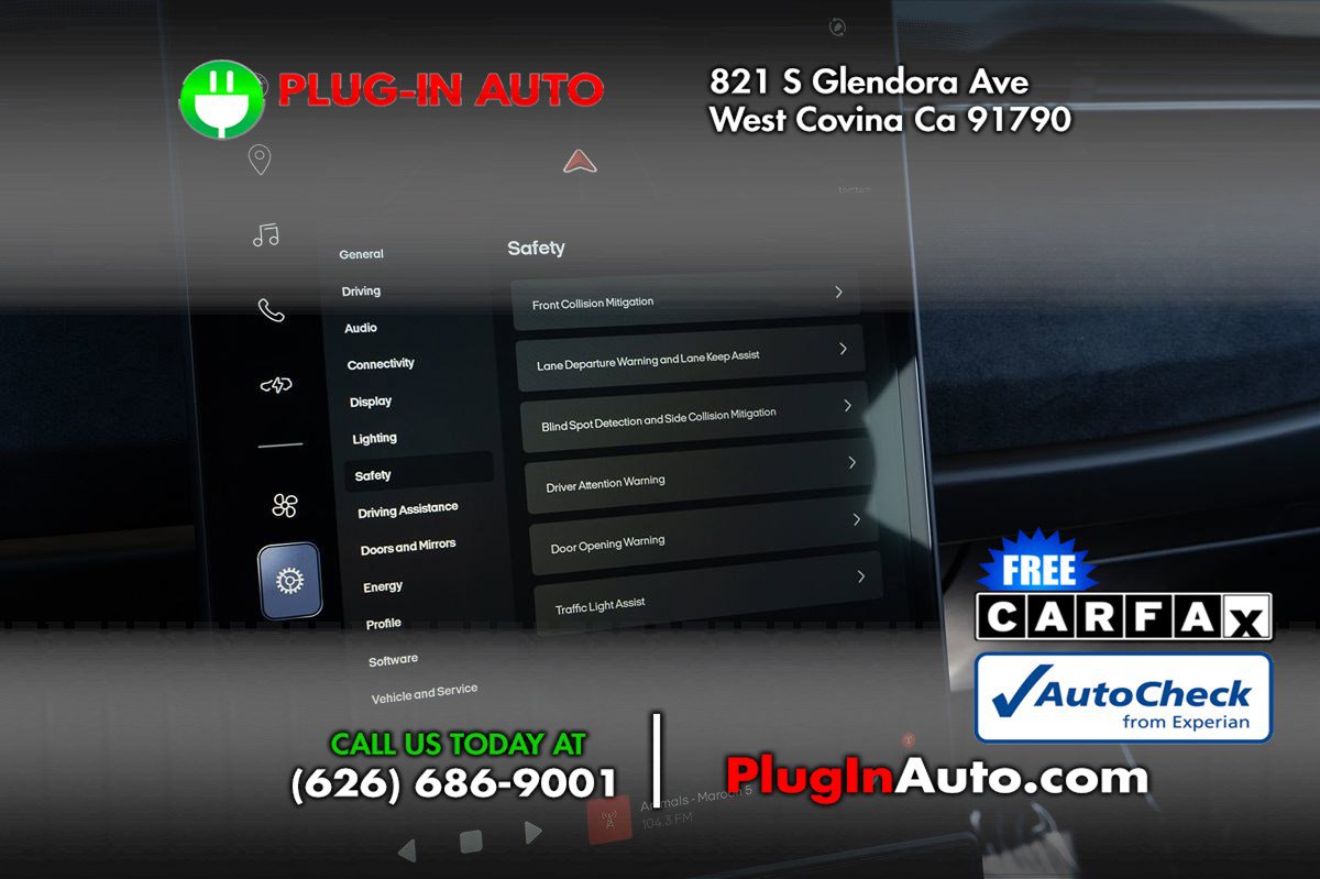 Used 2023 Fisker Ocean Extreme image 35