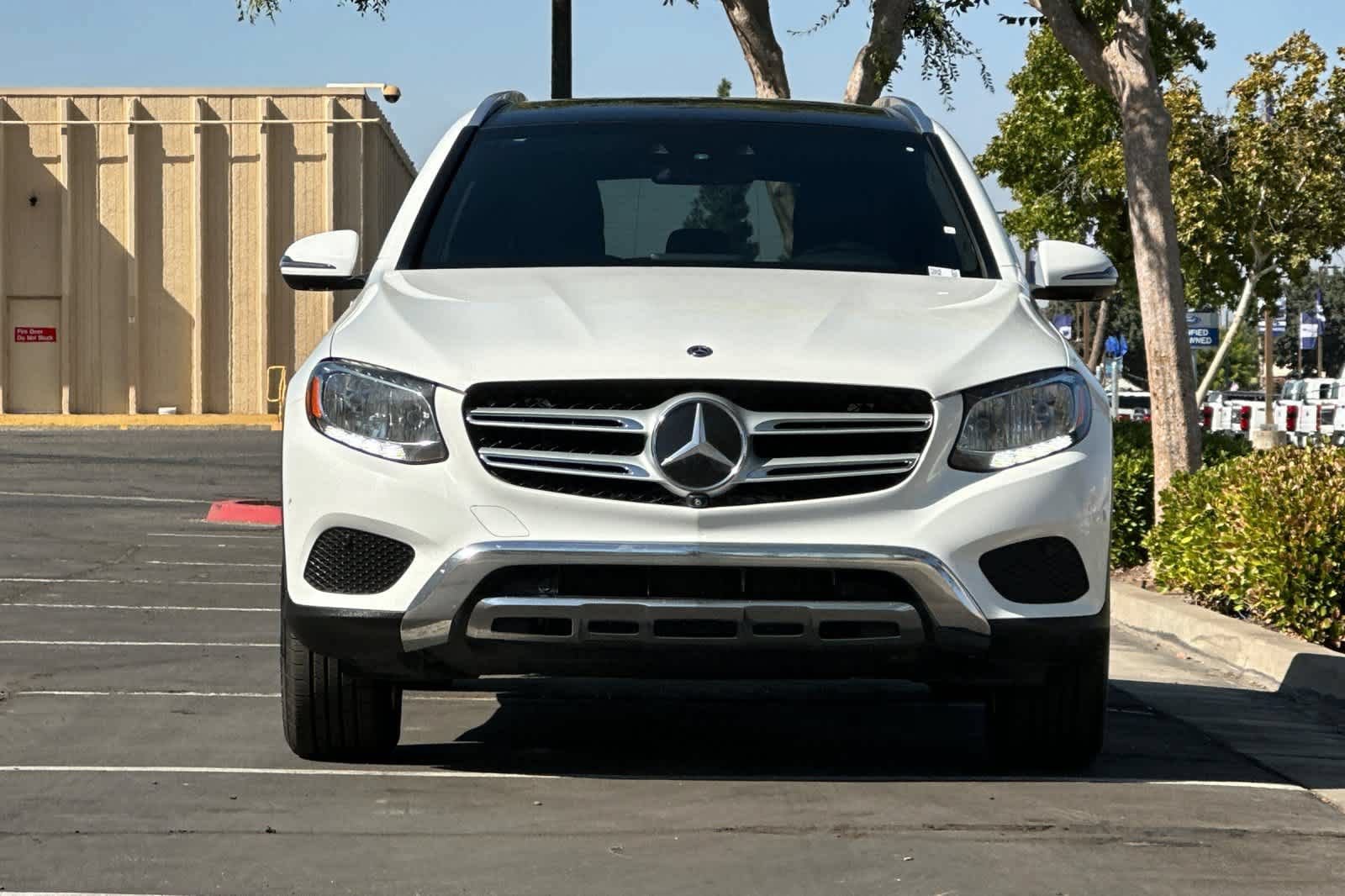 Used 2018 Mercedes-Benz GLC 300 4MATIC image 11