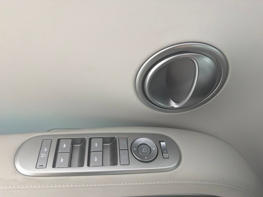New 2026 Hyundai Palisade SEL Premium FWD image 32