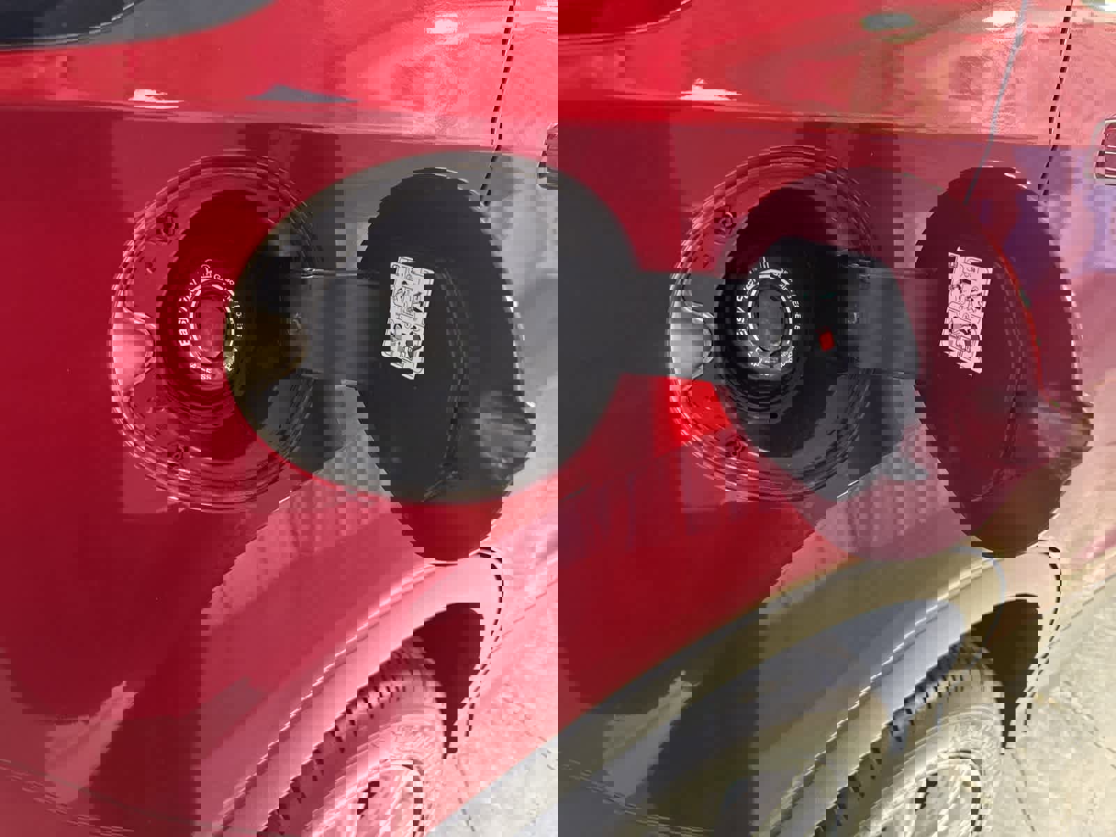 Used 2017 Ford Escape Titanium image 8