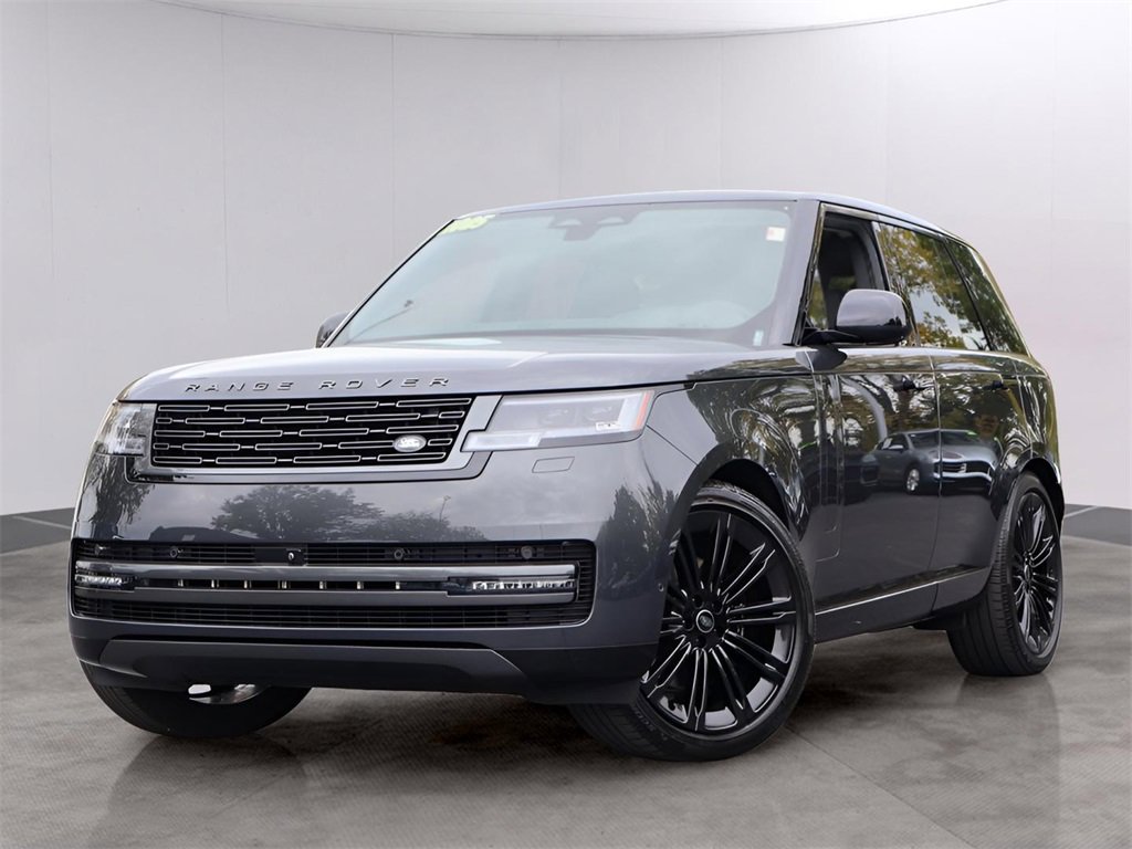 Used 2025 Land Rover Range Rover SE image 1