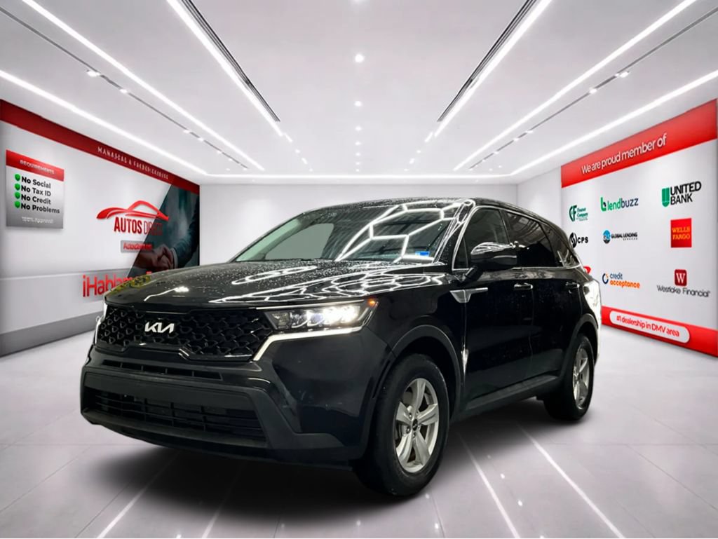 Used 2023 Kia Sorento LX FWD image 3