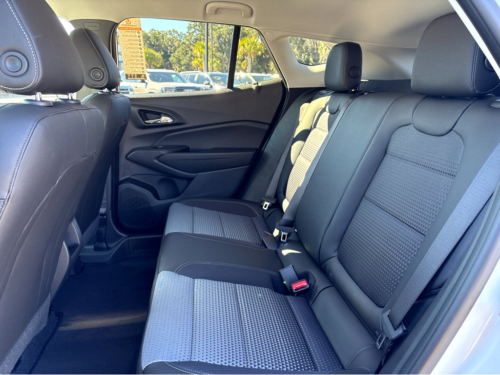 New 2025 Chevrolet Trax LT w/ Driver Confidence Package image 27