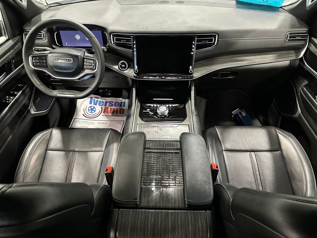 Used 2022 Jeep Wagoneer Series II image 27