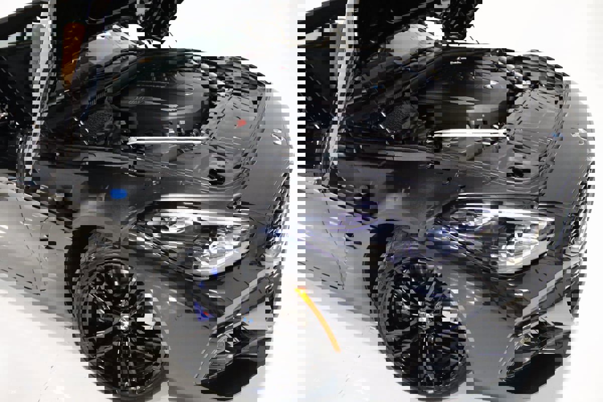 Used 2024 BMW Z4 M40i w/ Premium Package image 66