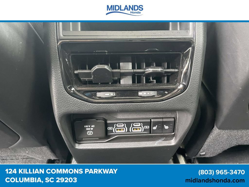 Used 2023 Jeep Grand Cherokee 4WD 4xe image 11