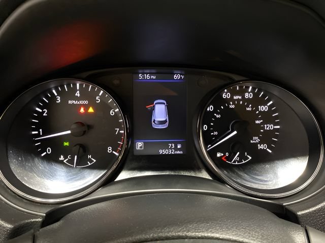 Certified 2018 Nissan Rogue SV w/ Premium Package AWD/4WD image 16