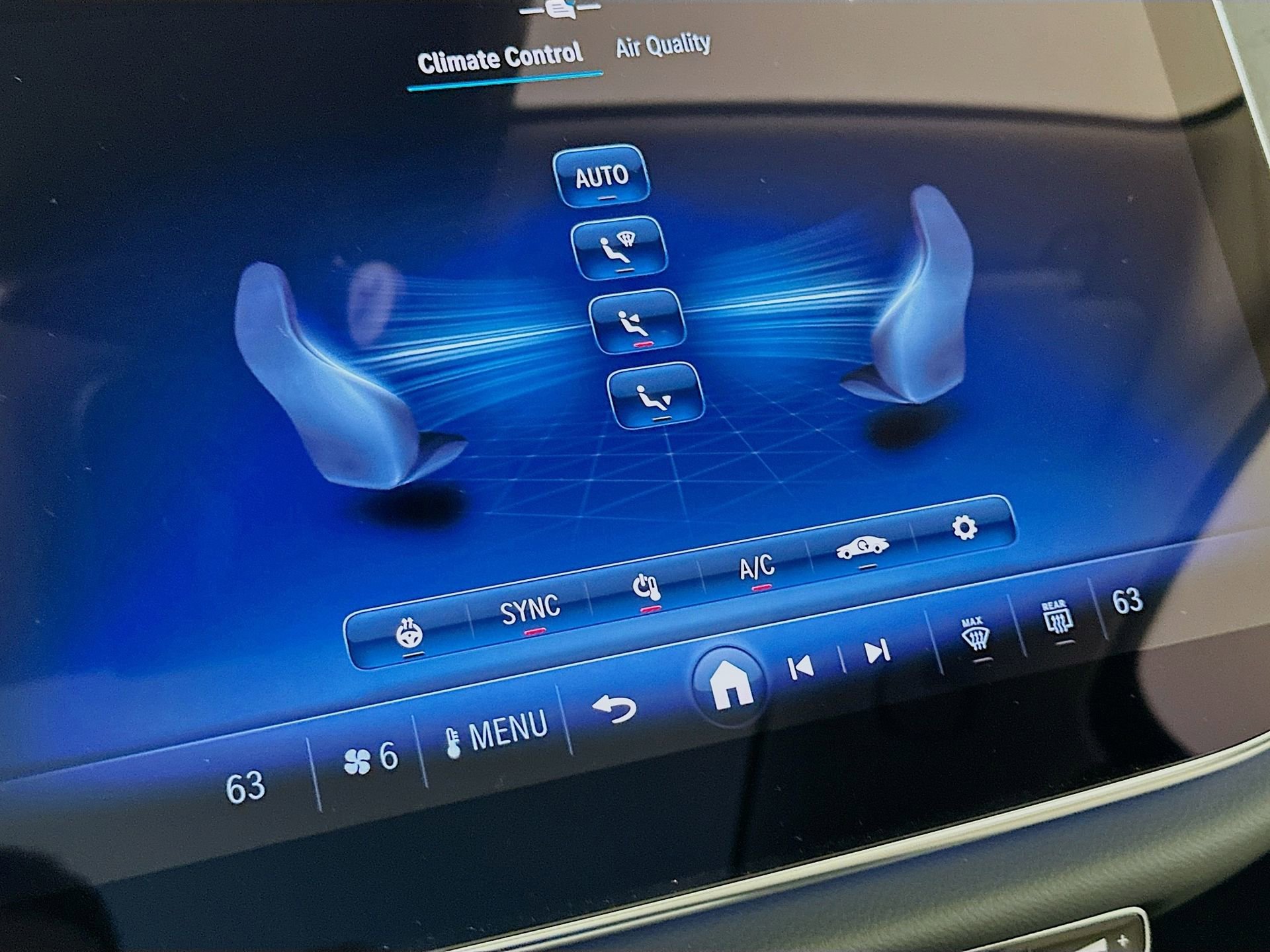 New 2026 Mercedes-Benz E 350 4MATIC Sedan image 17