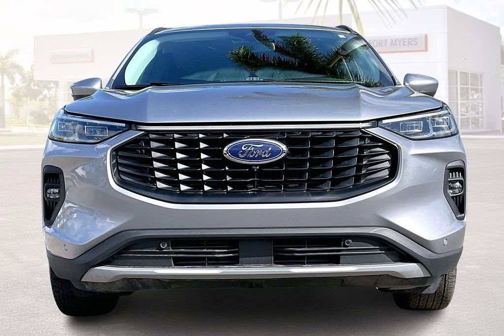 Used 2024 Ford Escape Platinum AWD/4WD image 24