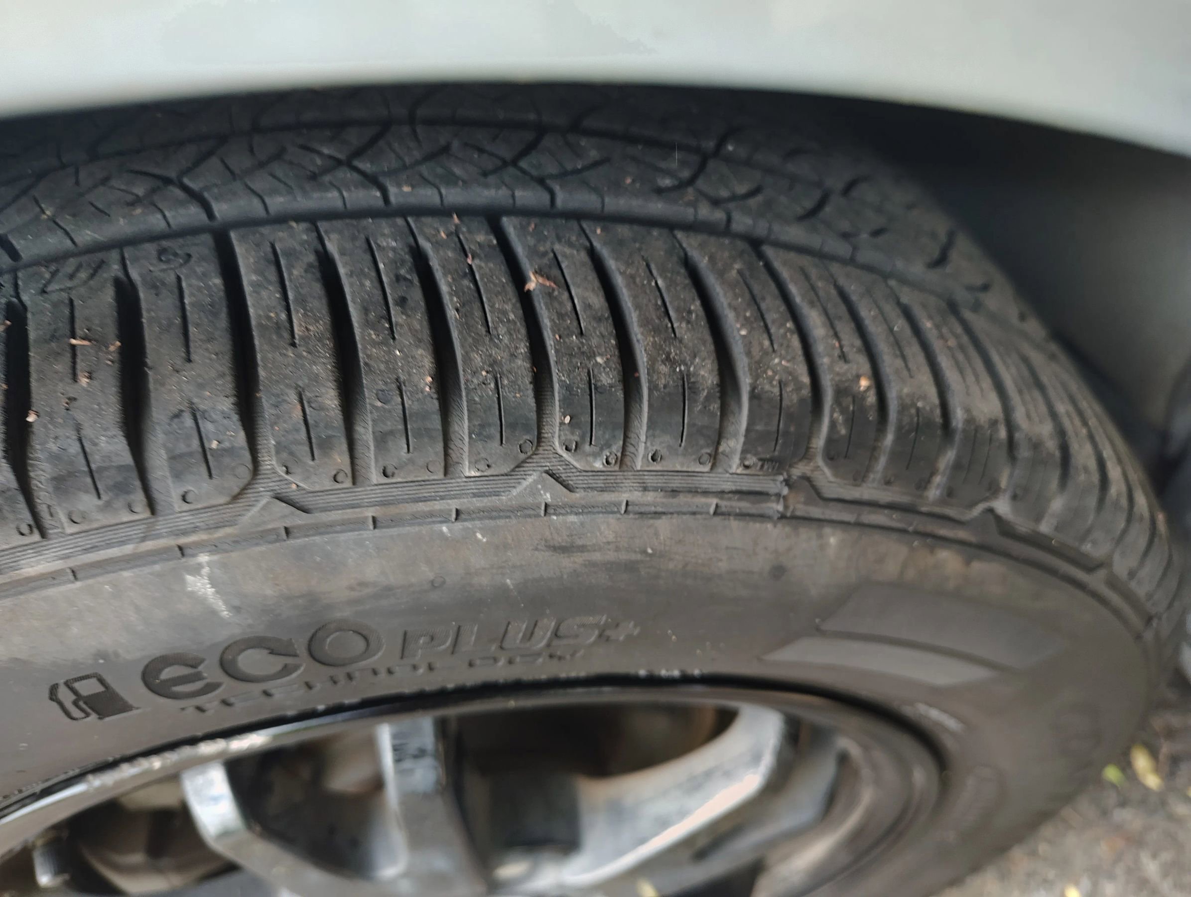 Used 2013 Toyota Prius Four image 4