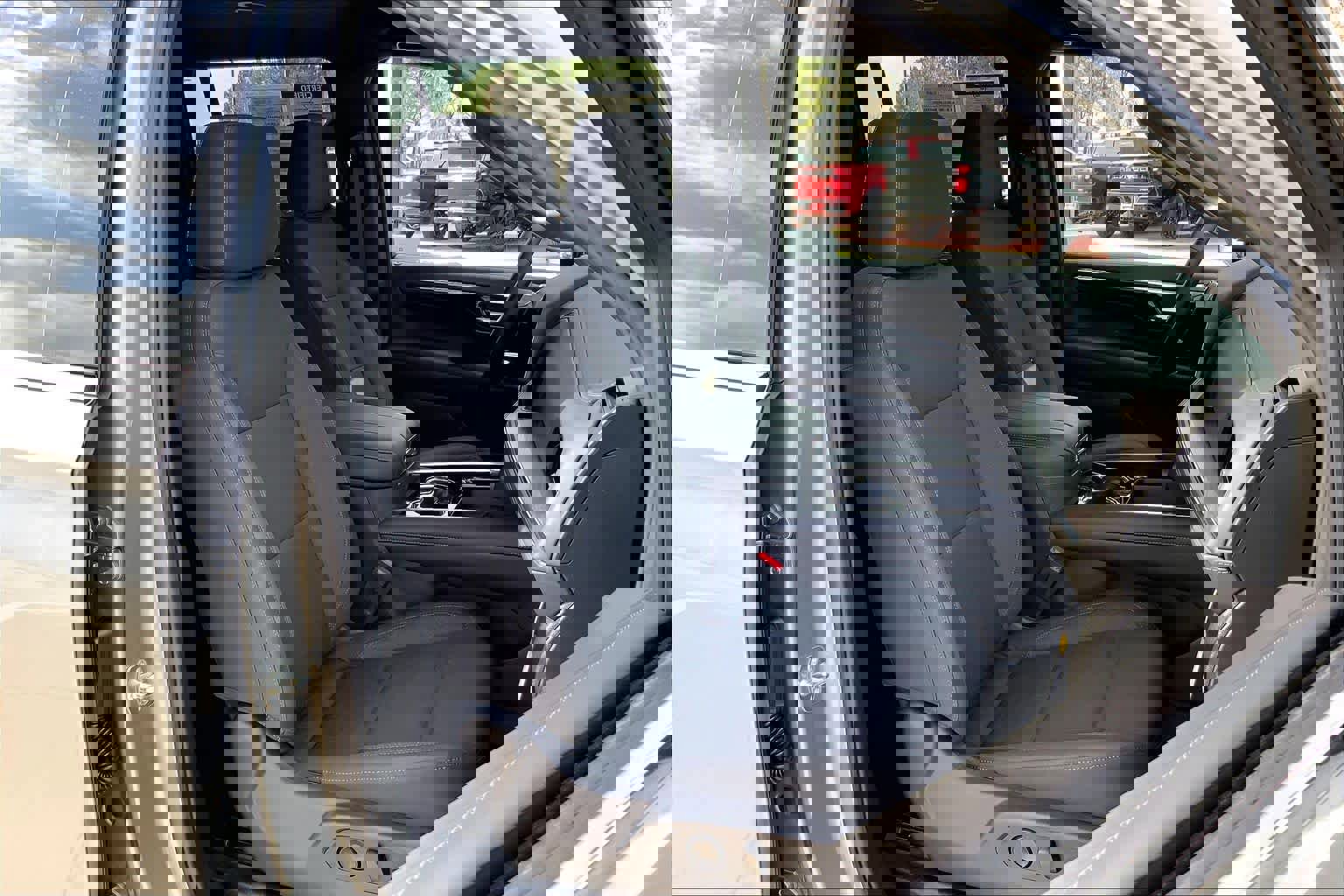 Used 2026 Chevrolet Suburban LS image 10