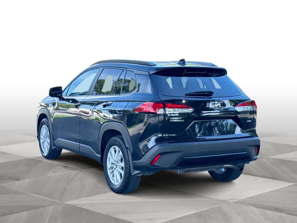 Used 2024 Toyota Corolla Cross LE AWD/4WD image 6