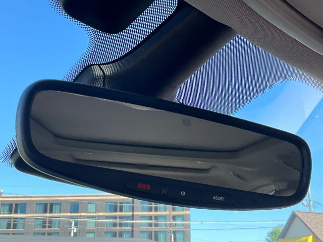 Used 2019 Chrysler Pacifica Limited w/ Advanced Safetytec Group FWD image 18